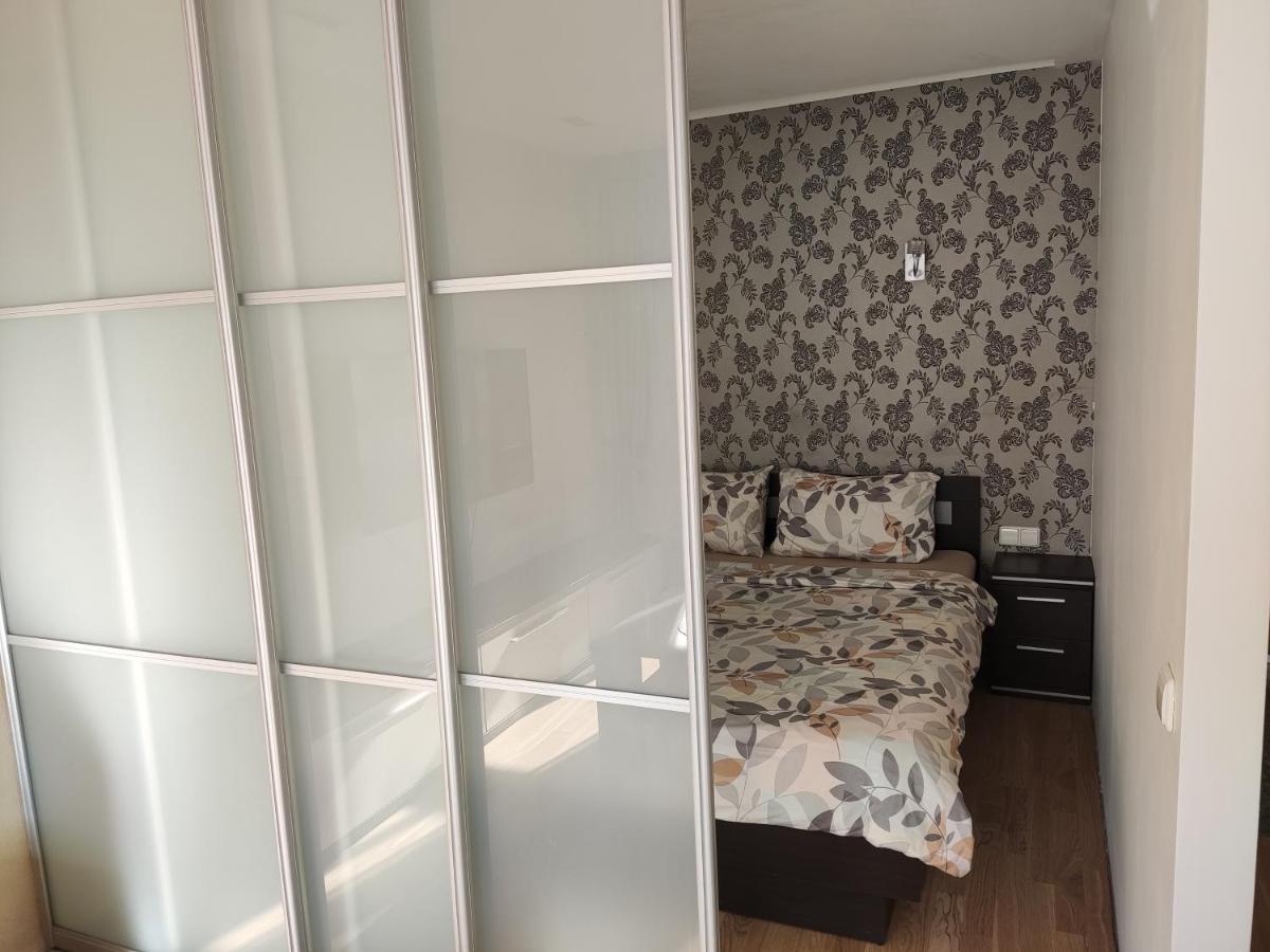Nikoletos Apartamentai Паневежис Экстерьер фото