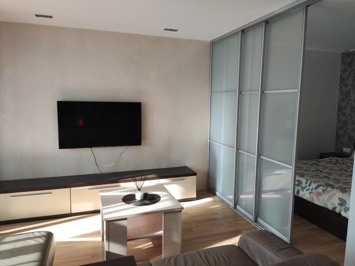 Nikoletos Apartamentai Паневежис Экстерьер фото