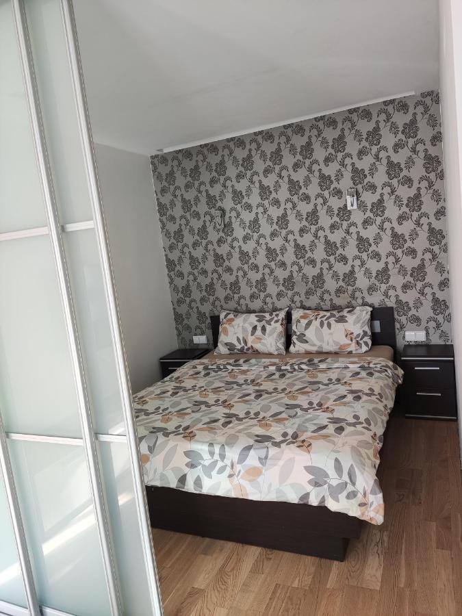 Nikoletos Apartamentai Паневежис Экстерьер фото